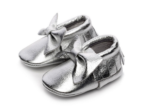 Baby Moccasins - Silver Leather with Bow